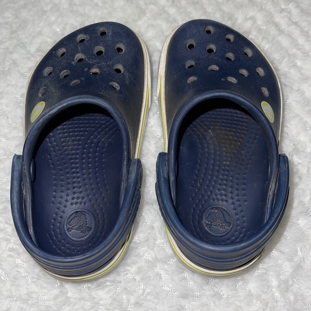 CROCS 4 c 5 - Picture 3 of 4